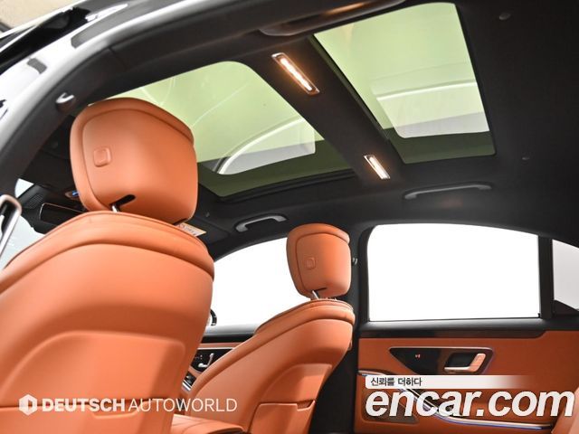 Mercedes-Benz S-Class 2024 — photo 18