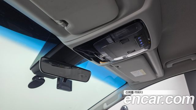 Hyundai Staria 2023 — photo 22