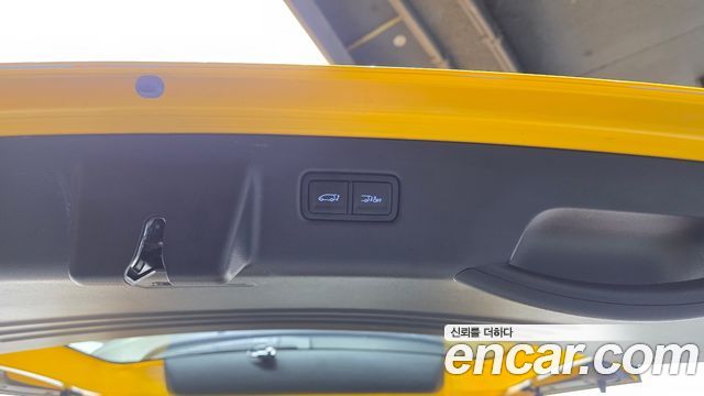 Hyundai Staria 2023 — photo 23