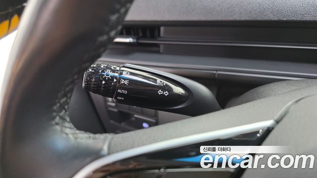 Hyundai Staria 2023 — photo 32