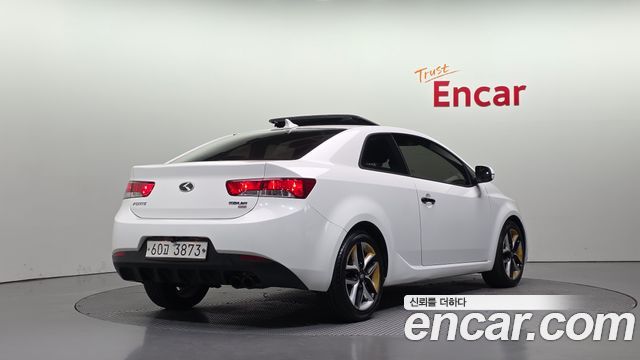 Kia Porte 2013 — photo 2