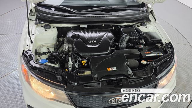 Kia Porte 2013 — photo 6