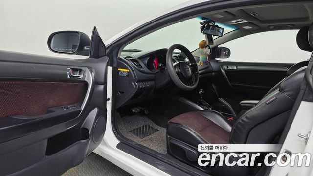 Kia Porte 2013 — photo 10