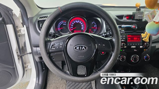 Kia Porte 2013 — photo 14