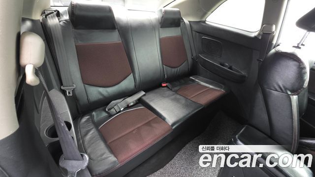 Kia Porte 2013 — photo 18