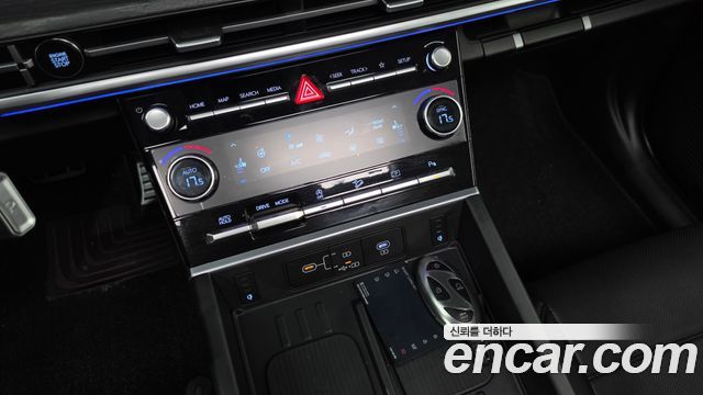 Hyundai Santafe 2024 — photo 28