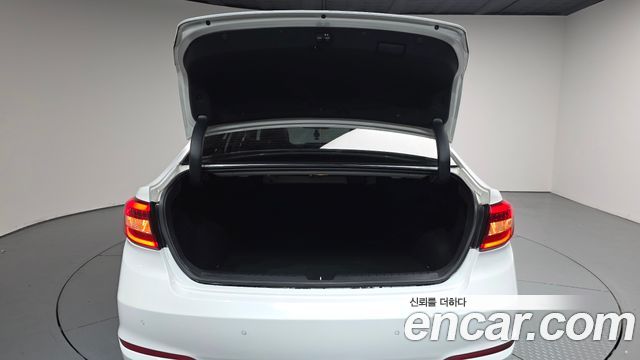 Hyundai Sonata 2017 — photo 26
