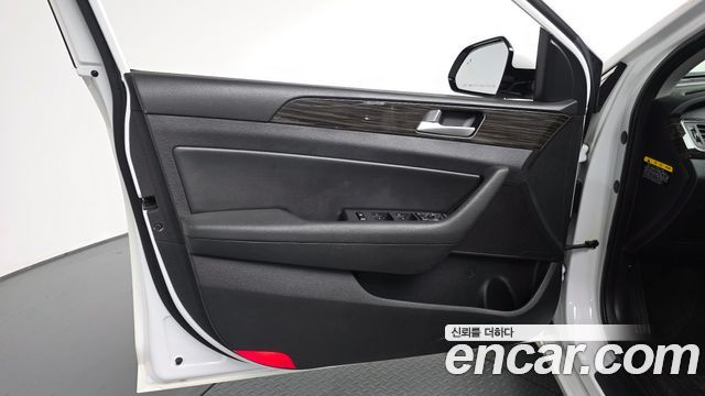 Hyundai Sonata 2017 — photo 14