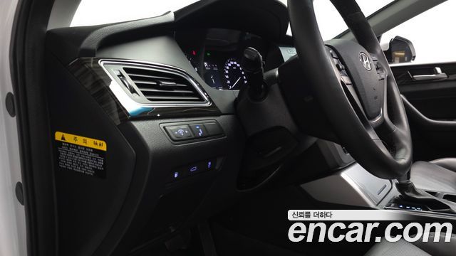 Hyundai Sonata 2017 — photo 38