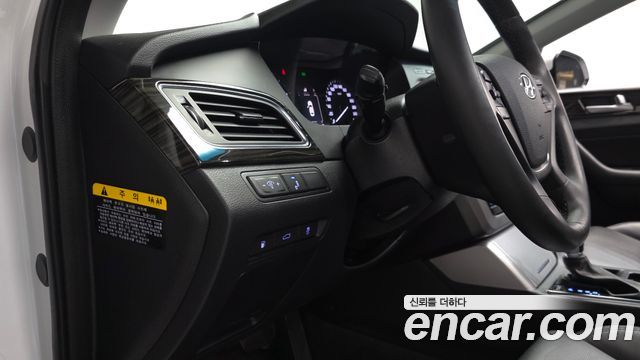 Hyundai Sonata 2017 — photo 39