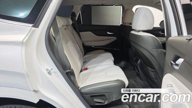 Hyundai Santafe 2021 — photo 17