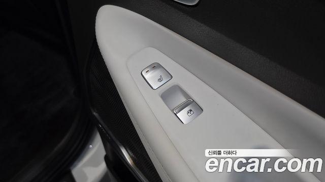 Hyundai Santafe 2021 — photo 42