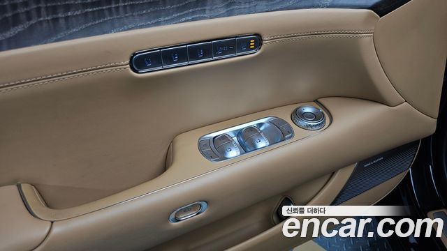 Genesis G90 2023 — photo 25