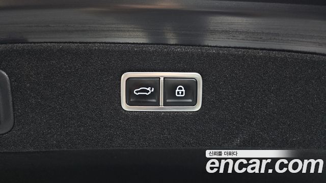 Genesis G90 2023 — photo 34