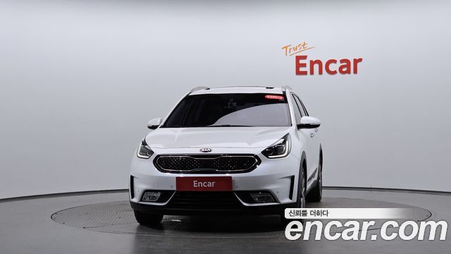 Kia Niro 2018 — photo 3
