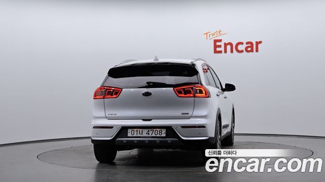 Kia Niro 2018 — photo 4