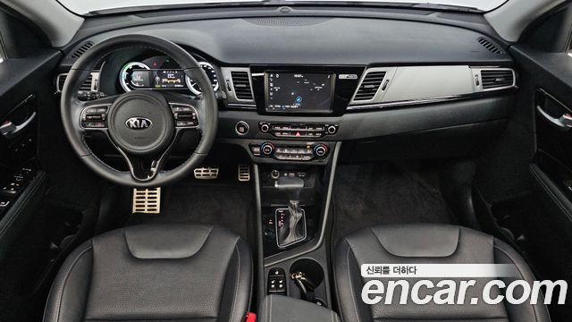 Kia Niro 2018 — photo 10
