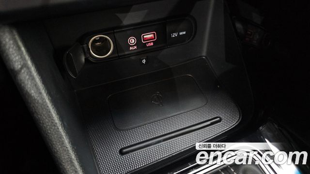 Kia Niro 2018 — photo 27