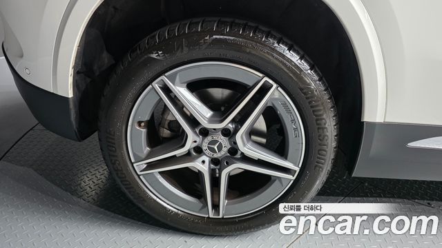 Mercedes-Benz GLA-Class 2025 — photo 5