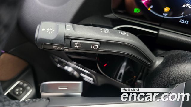 Mercedes-Benz GLA-Class 2025 — photo 29