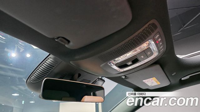 Mercedes-Benz GLA-Class 2025 — photo 30
