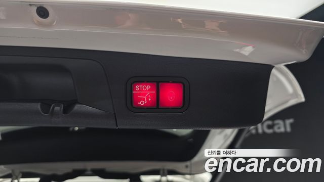 Mercedes-Benz GLA-Class 2025 — photo 31