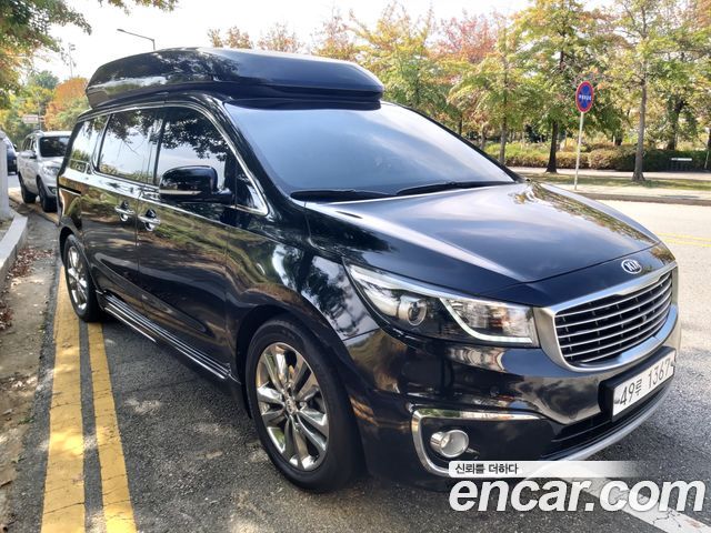 Kia Canival 2018 — photo 4