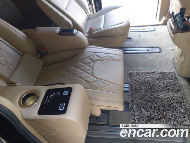 Kia Canival 2018 — photo 8