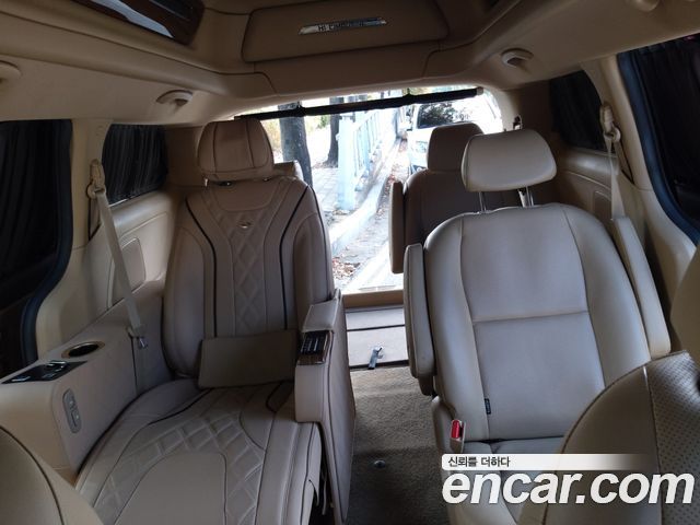 Kia Canival 2018 — photo 15