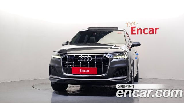 Audi Q7 2021 — photo 3