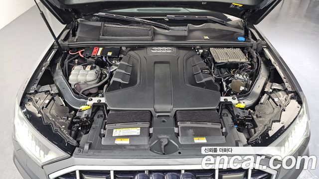 Audi Q7 2021 — photo 6