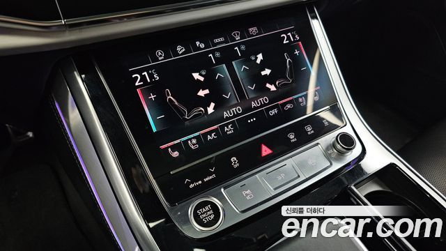 Audi Q7 2021 — photo 15