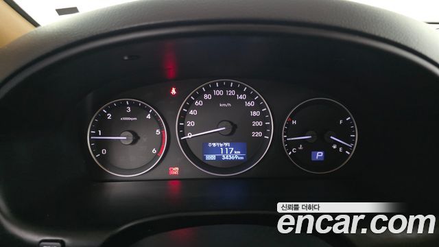 Hyundai Starex 2021 — photo 11