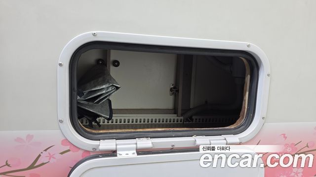Hyundai Starex 2021 — photo 19
