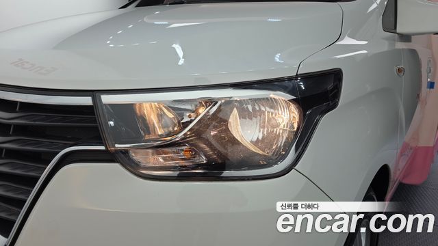 Hyundai Starex 2021 — photo 8