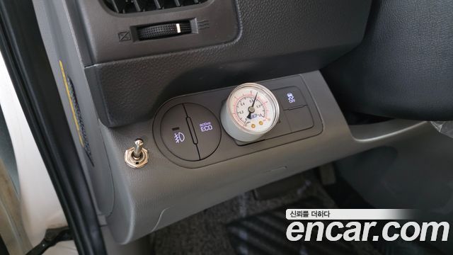 Hyundai Starex 2021 — photo 29