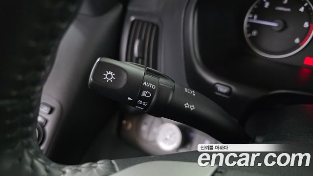 Hyundai Starex 2021 — photo 36