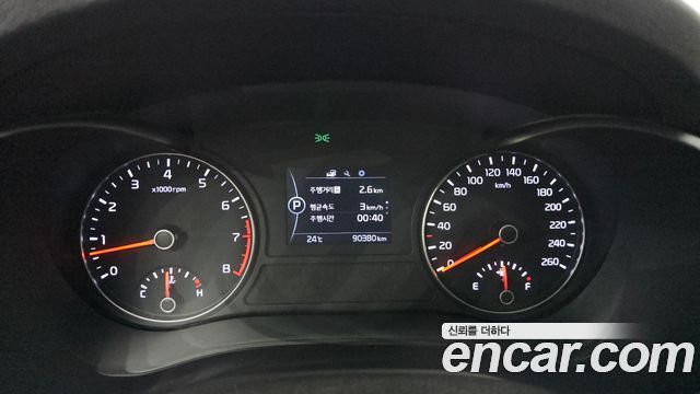 Kia K5 2016 — photo 8