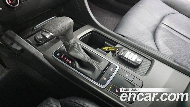 Kia K5 2016 — photo 9
