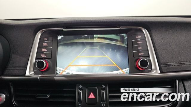 Kia K5 2016 — photo 13