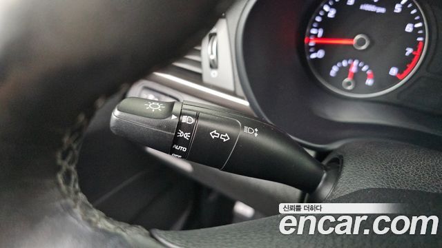 Kia K5 2016 — photo 15