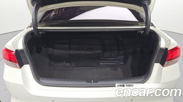 Kia K5 2016 — photo 20