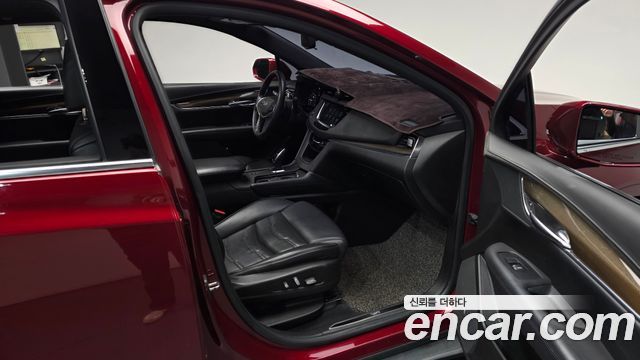 Cadillac XT5 2017 — photo 11