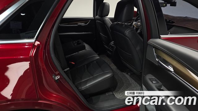 Cadillac XT5 2017 — photo 12