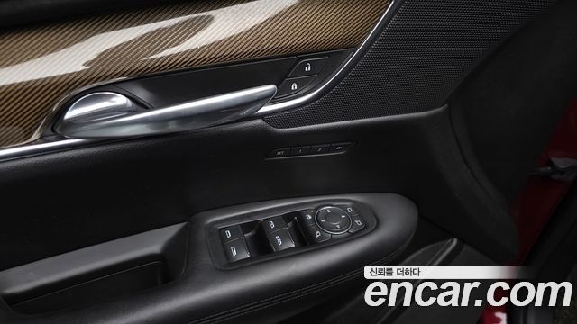 Cadillac XT5 2017 — photo 18