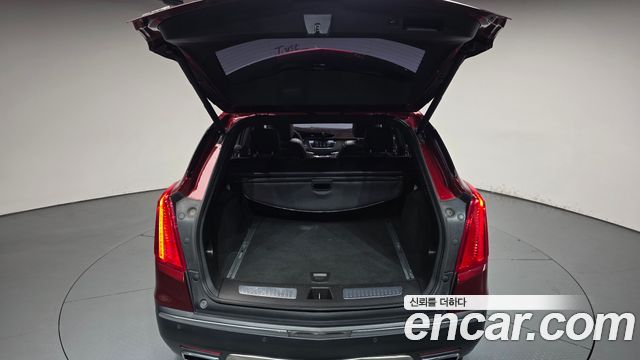 Cadillac XT5 2017 — photo 20