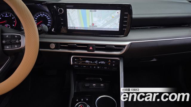 Kia K5 2023 — photo 15