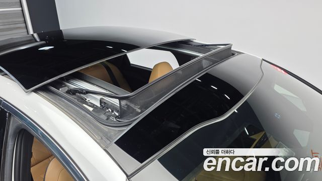 Kia K5 2023 — photo 19