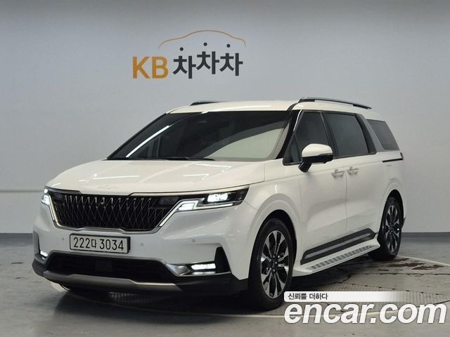Kia Canival 2022 — photo 1