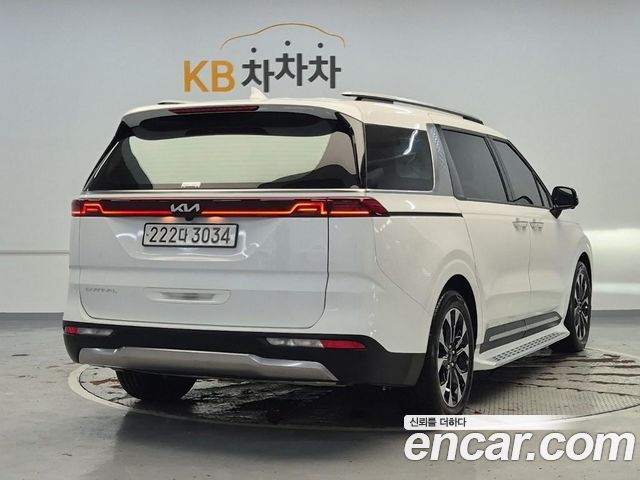 Kia Canival 2022 — photo 3